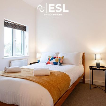 2 Bedroom Terrace Cottage, Parking, 5 Minutes Drive To Royal Shrewsbury Hospital Экстерьер фото