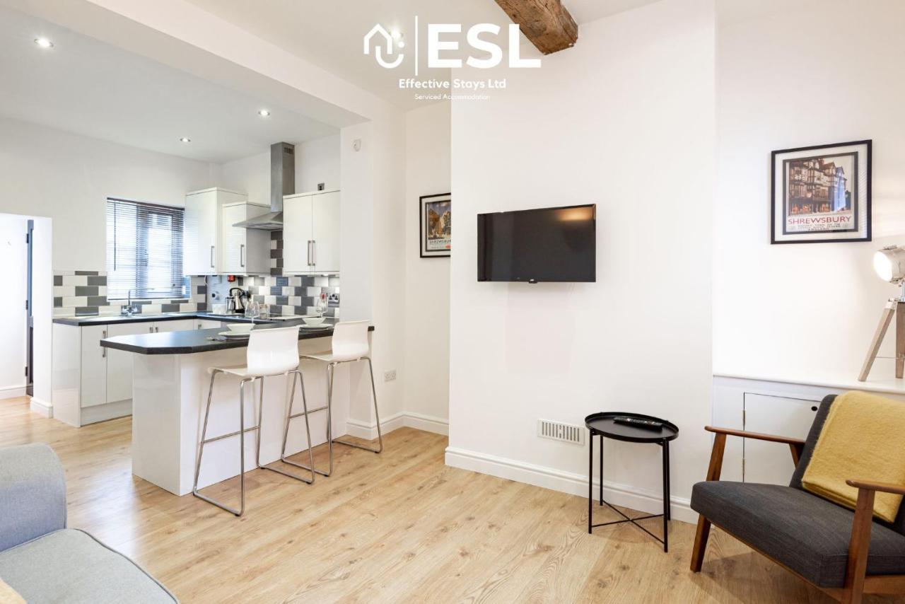 2 Bedroom Terrace Cottage, Parking, 5 Minutes Drive To Royal Shrewsbury Hospital Экстерьер фото